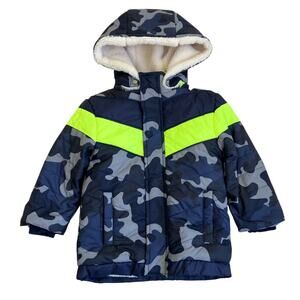 Egg New York NWT Sz 2T Toddlers Winter Puffer Jacket Sherpa Lined Hooded Camo